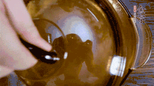 加山藥、毛豆再煮15分鐘。