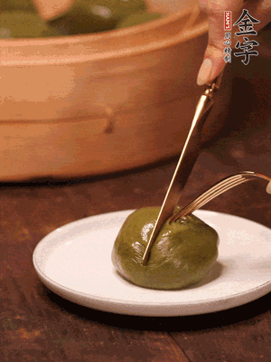 軟軟糯糯，香味可以秒殺99%的成品青團(tuán)
